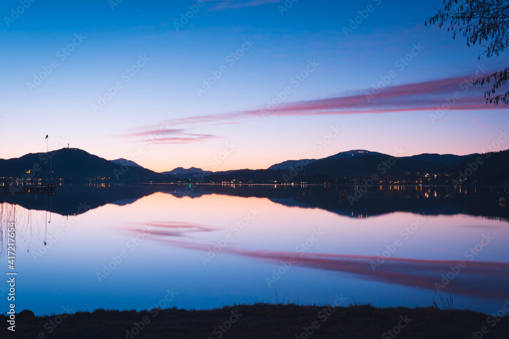 Fototapeta premium Wörthersee Sunset in Klagenfurt