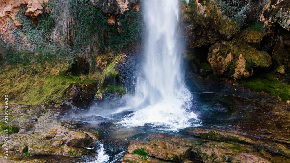 Obraz premium Waterfall in El Salto de la Novia, Navajas, Spain