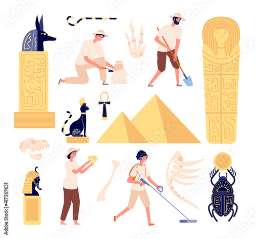 Archeology characters. Paleontologist discoveries skull, archeologists with instruments. Flat egyptian artefacts and fossil vector set. Illustration character discovery skull and scientist with tools