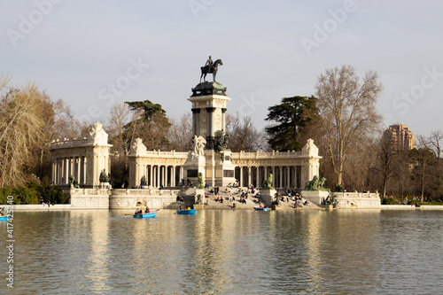 El retiro park and lake. Madrid