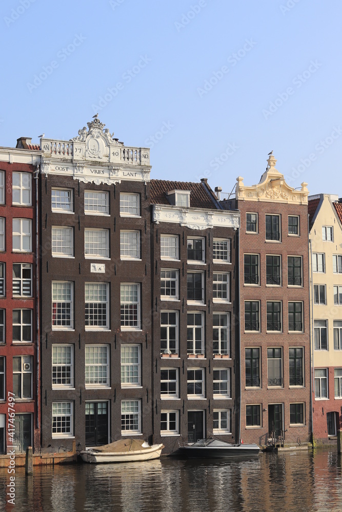 Obraz premium Amsterdam Historic Canal Buildings