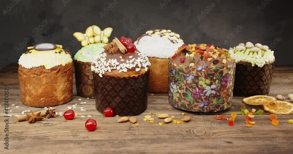 Easter cake is decorated with icing, candied fruits, nuts and chocolate. Easter cakes according to different recipes Easter cake is decorated with icing, candied fruits, nuts and chocolate. Easter cakes according to different recipes