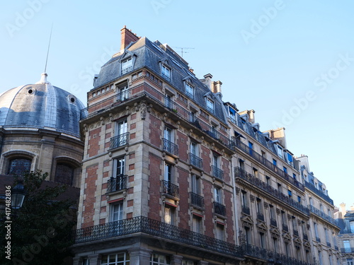 Some parisian facades in february 2021.