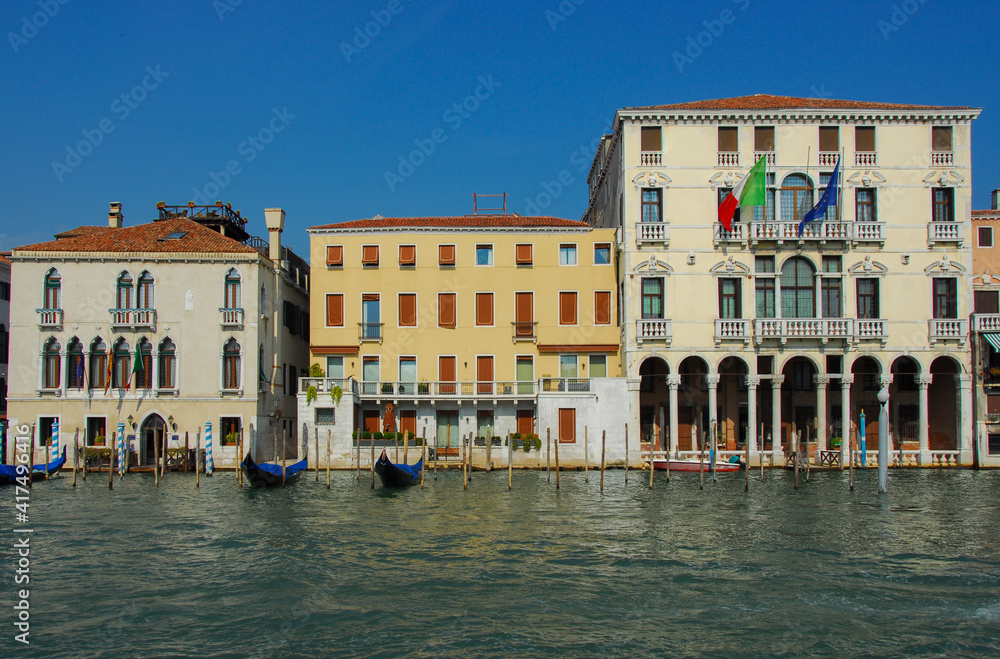 Fototapeta premium Vintage buildings, Venice