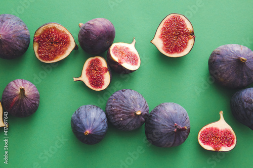 Konstfotografi Composition with fresh figs on color background