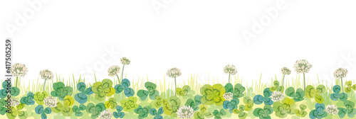 水彩風　クローバーイラスト素材	