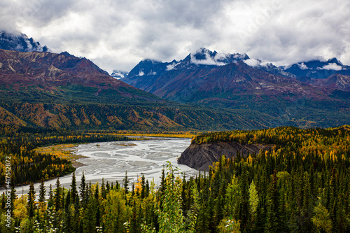 Chugach mountains, Alaska, USA, icefield, river bed