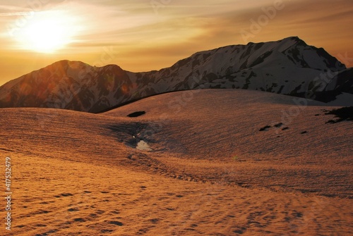 残雪の立山アルパイン　夕景