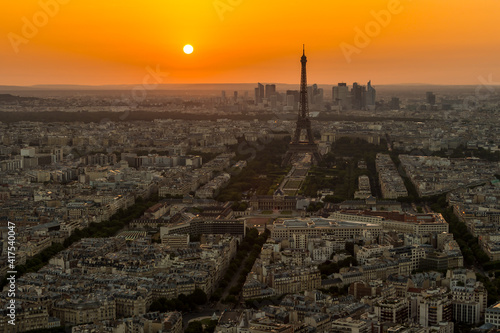 Sunset panorama in Paris in France © PIKSL