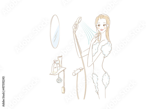 シャワーで体を洗い流す女性