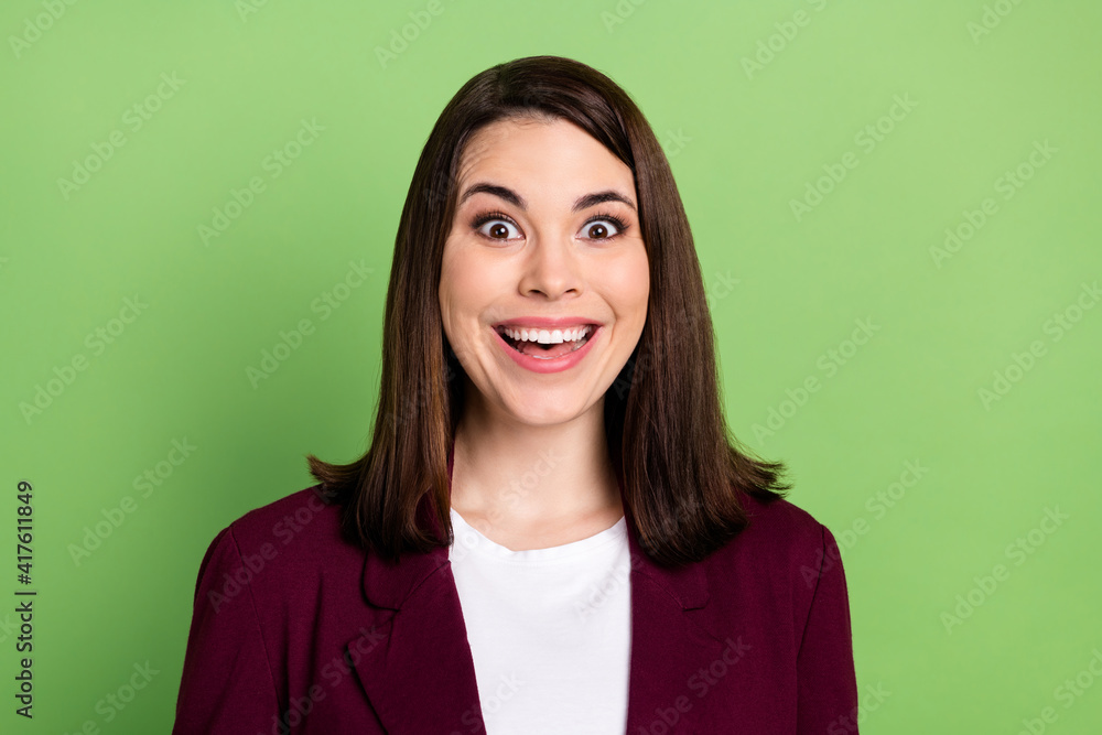 Photo of nice impressed brown hairdo lady wear red cardigan isolated on pastel green color background Photo of nice impressed brown hairdo lady wear red cardigan isolated on pastel green color background