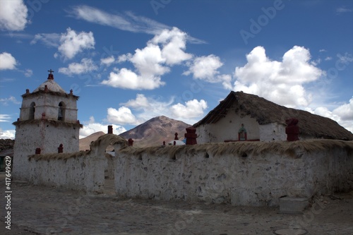 Iglesia en el altiplano 