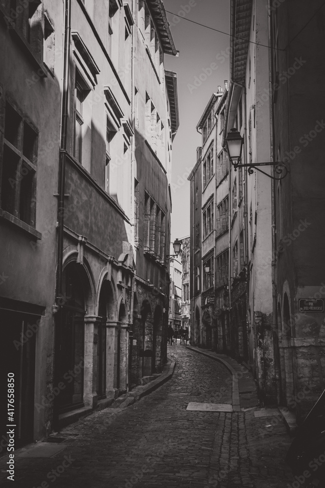 narrow street in old Lyon