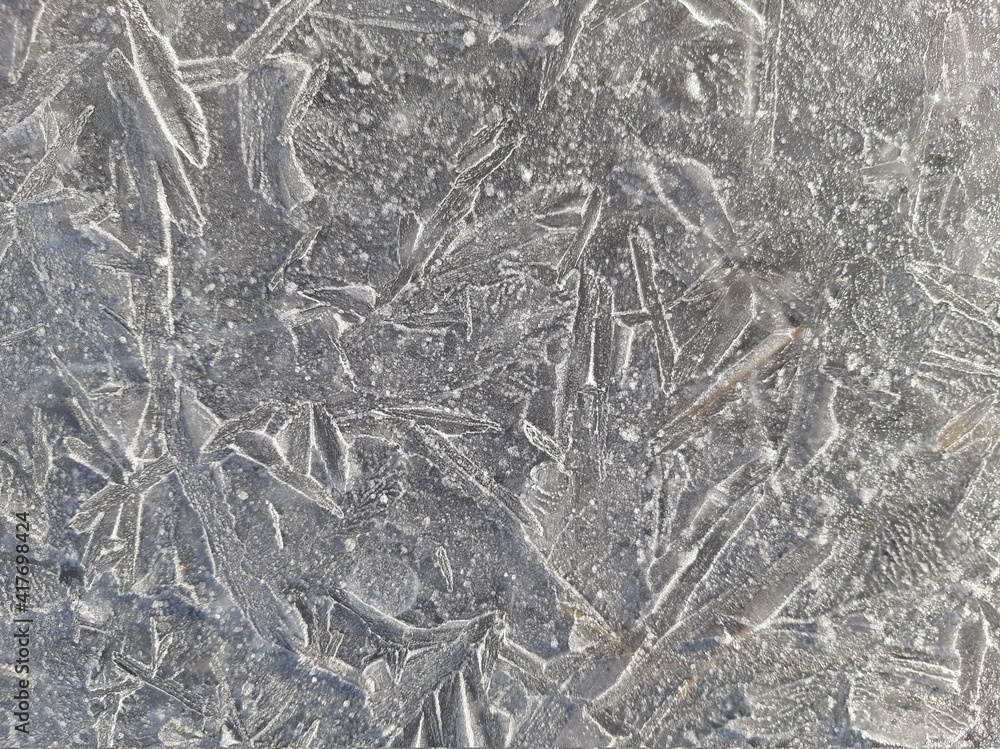 Natural patterns on ice Natural patterns on ice