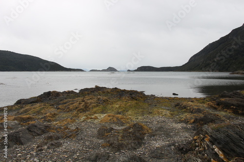 Paisaje, montaña y lago
