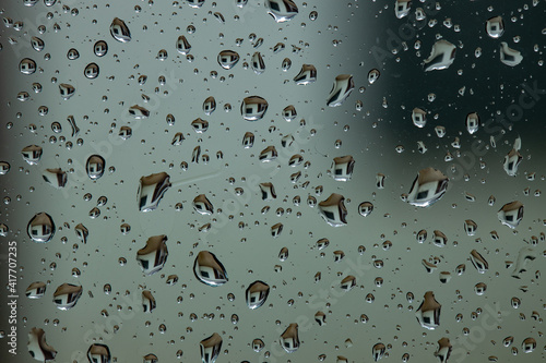 Superfície de vidro com gotas de agua