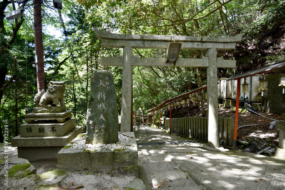 比叡山無動寺谷　弁天堂入口の鳥居　滋賀県大津市