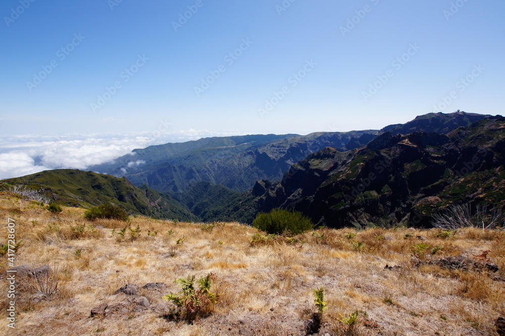 Stunning above the clouds views of Madeira. On the trail to Pico Ruivo