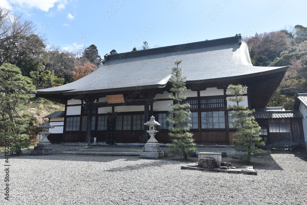 清凉寺　本堂　滋賀県彦根市