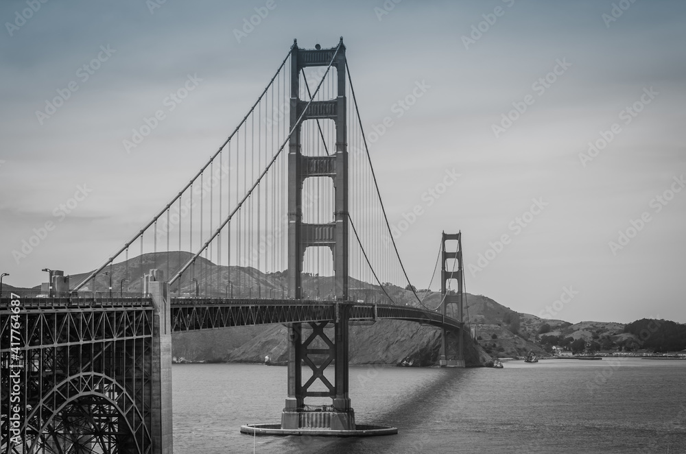 golden Gate Bridge, San Francisco, California, USA.