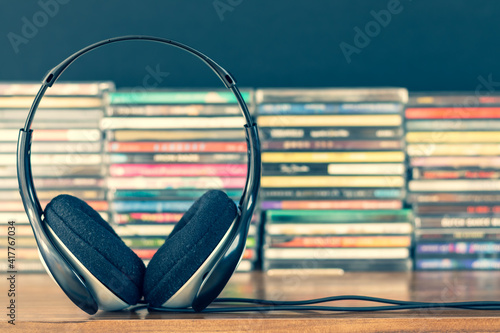 Bilde på lerret headphone on stack of cd background
