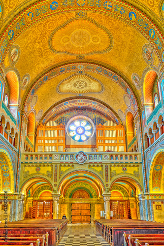Szeged, Interior of the Cathedral, HDR Image © mehdi33300