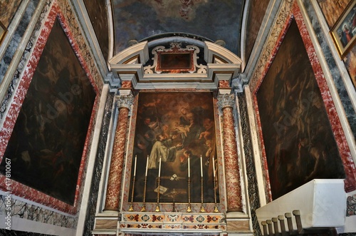 Napoli – Terza cappella sinistra della Chiesa del Gesù Vecchio photo