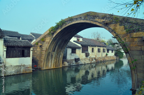 Bridge in Chinese water town © Francisco Little