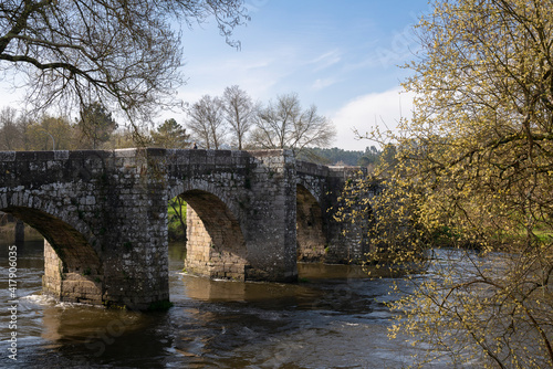 Cuadro en lienzo Medieval bridge of Pontevea in Teo, Galicia, Spain