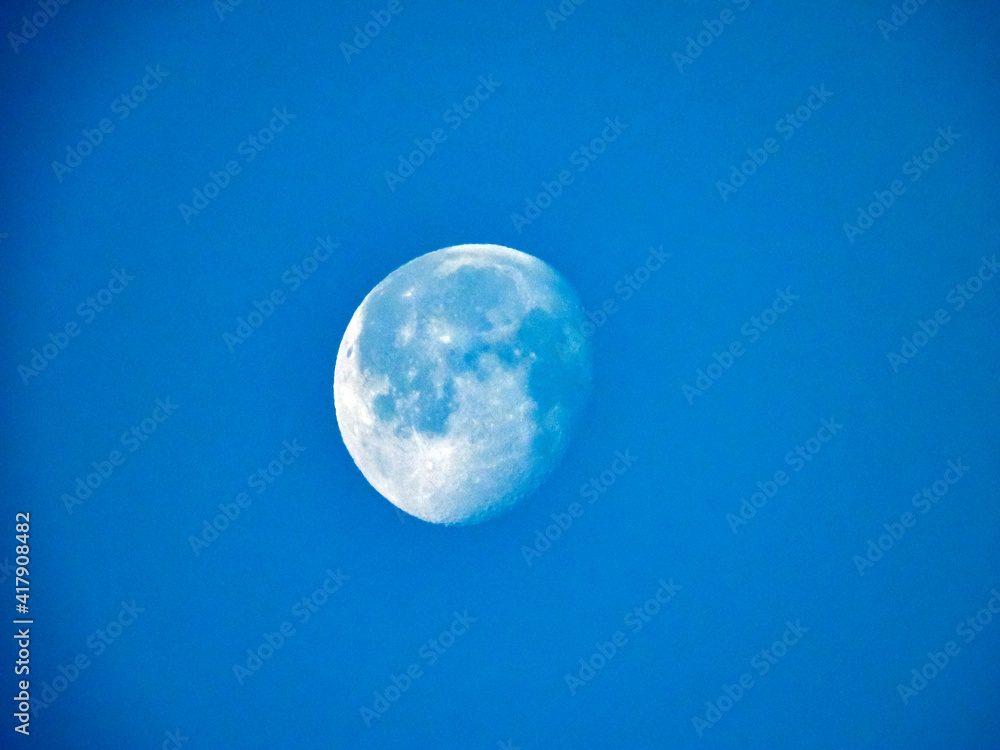 Pleine lune en plein jour Pleine lune en plein jour
