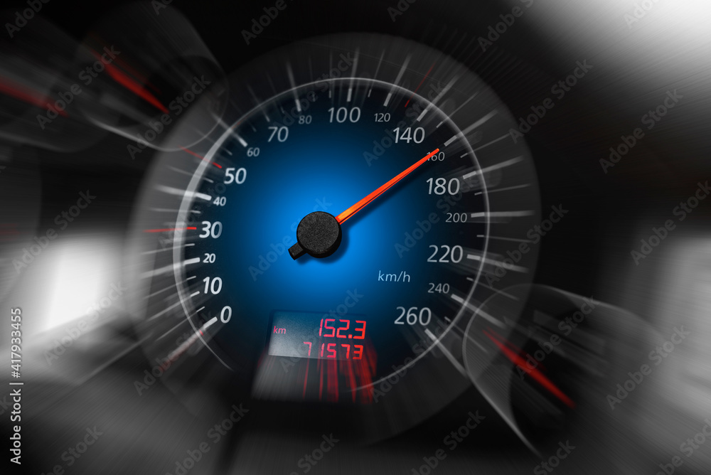 Foto de The speedometer of a modern car shows a high driving speed