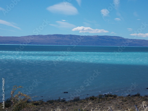 Fototapeta Naklejka Na Ścianę i Meble -  lago argentino