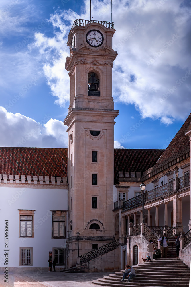 Pátio das Escolas,  Faculdade de Direito e Torre da Universidade, Universidade de Coimbra