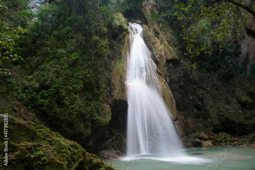 Chuveje water fall in Sierra Gorda, Queretaro; Mexico © Manuel