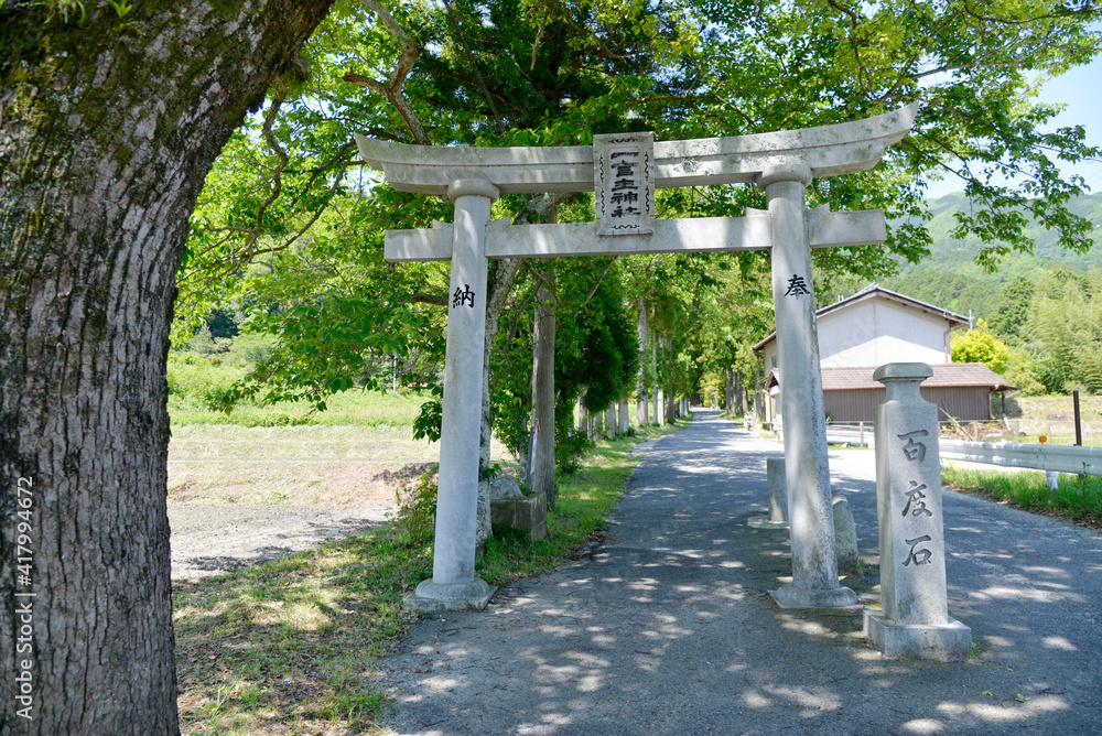 葛城一言主神社　参道の石鳥居　奈良県御所市
