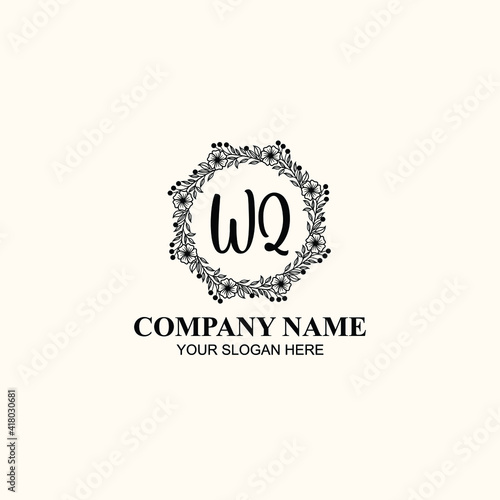 Fototapeta Naklejka Na Ścianę i Meble -  Letter WQ Beautiful handwriting logo