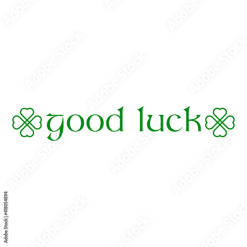Logotipo con texto good luck en tipografía celta con trébol en color verde