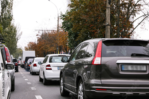 Fototapeta Naklejka Na Ścianę i Meble -  Heavy traffic jam on city street at rush hour