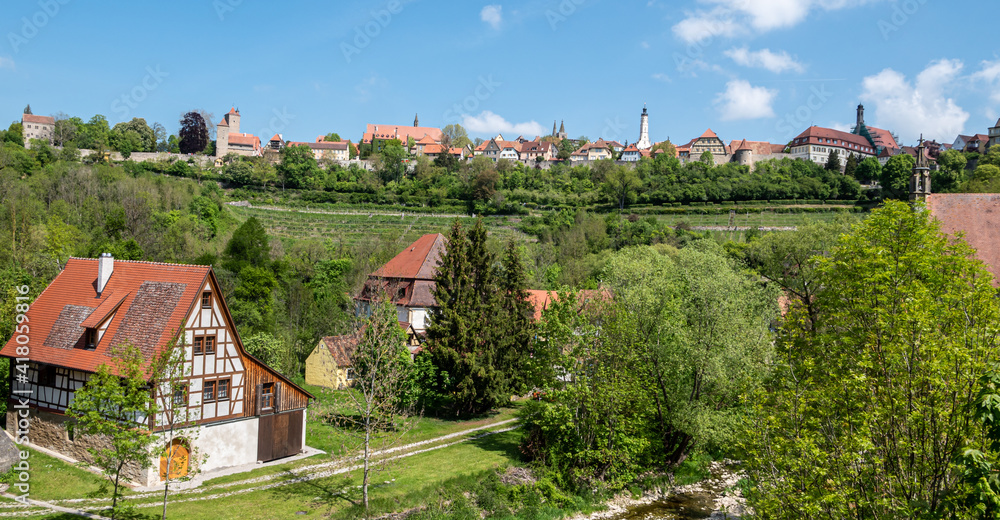 Panoramablick von Rothenburg ob der tauber im Sommer