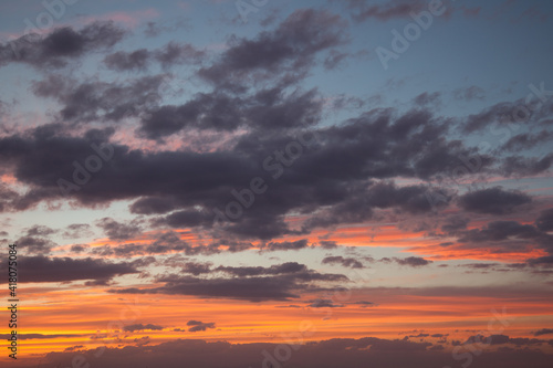 夕焼け雲の写真素材