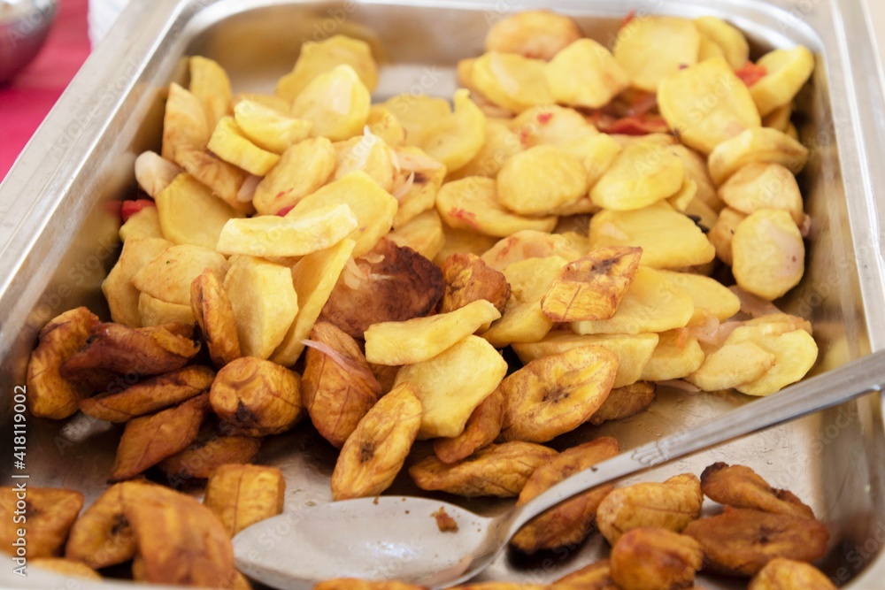la pomme de terre et de l alloco cuisinées la pomme de terre et de l alloco cuisinées