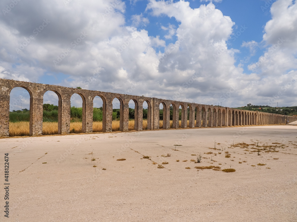 Obidos Aqueduct or Aqueduto de Óbidos, ancient stone masonry building, over 3 km-long. It was built by Catherine of Austria around 1570. Has been classified as a Property of Public Interest since 1962