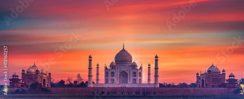 Fotografie, Obraz Taj Mahal ivory white marble mausoleum in the Indian city of Agra, Uttar Pradesh, India, Taj Mahal beautiful landmark, Symbol of loveI, India