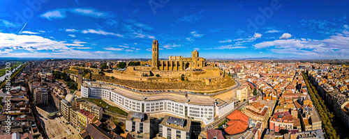 Obraz na płótnie Aerial view of a Gothic-Romanesque cathedral in Lleida in Spain's northeastern Catalonia region w salonie