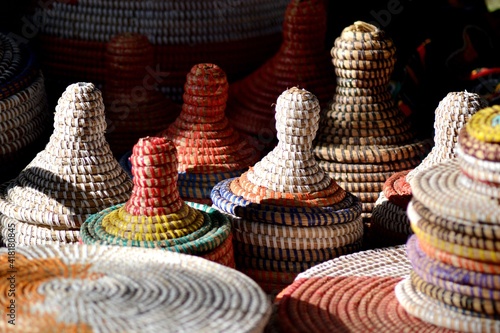 Artesanía tradicional hecha a mano en Gambia