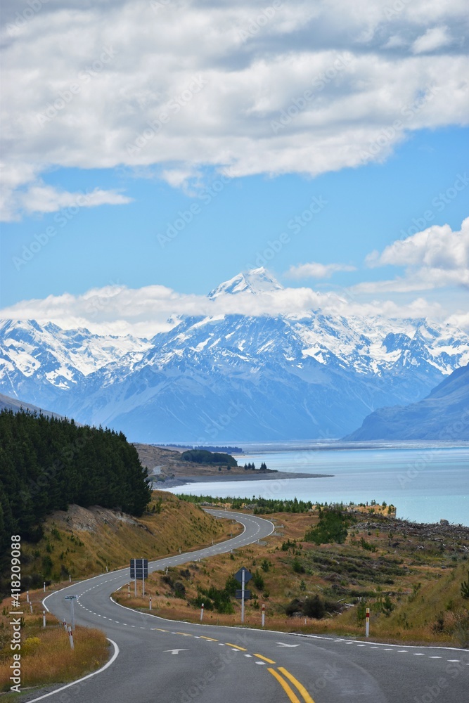 New Zealand, Peter's Lookout is a must stop place on the way to Aoraki/Mount Cook National Park. This scenic road offers one of the best road views in New Zealand. New Zealand, Peter's Lookout is a must stop place on the way to Aoraki/Mount Cook National Park. This scenic road offers one of the best road views in New Zealand.