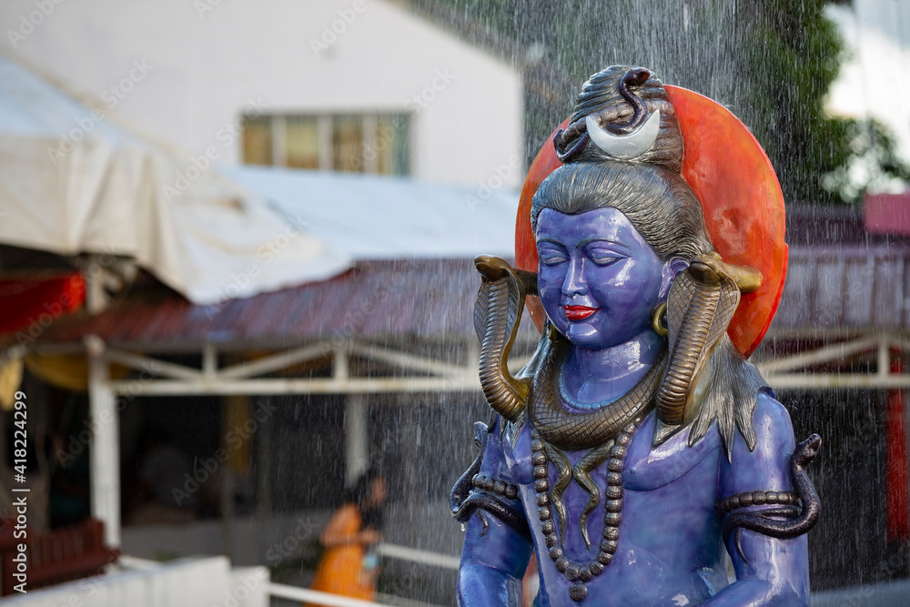Statue of Shiva, Hindu god, sacred crater lake Grand Bassin or Ganga Talao, Mauritius, Africa Statue of Shiva, Hindu god, sacred crater lake Grand Bassin or Ganga Talao, Mauritius, Africa