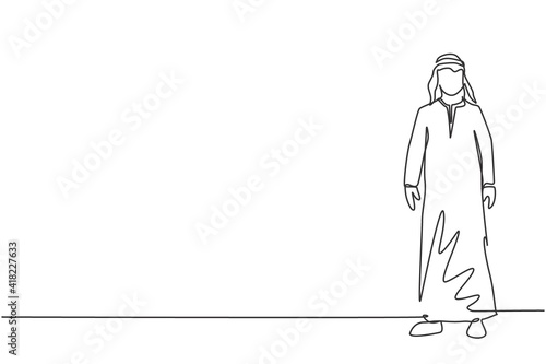 Single continuous line drawing of young Arabian businessman pose standing elegant. Successful professional worker. Minimalism concept dynamic one line draw graphic design vector illustration