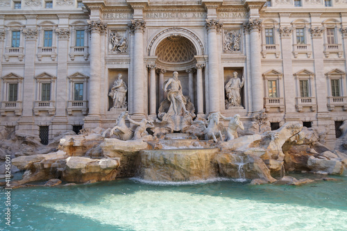 Fontana di Trevi Fountain, iconic sculpted rococo fountain, famous landmark, Rome, Italy