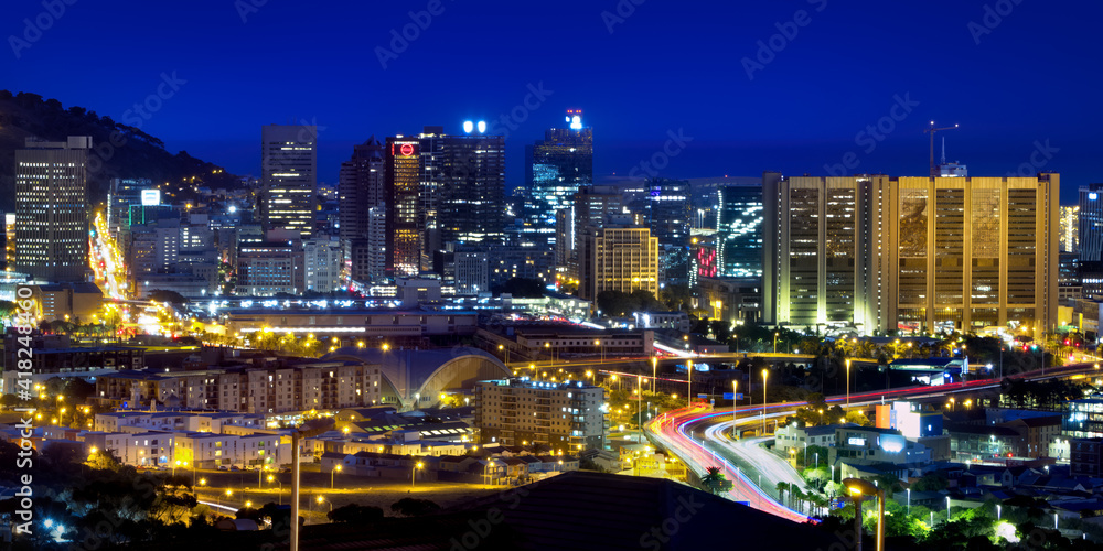 Fototapeta premium Hi resolution blue hour capture of downtown Cape Town central business district skyline